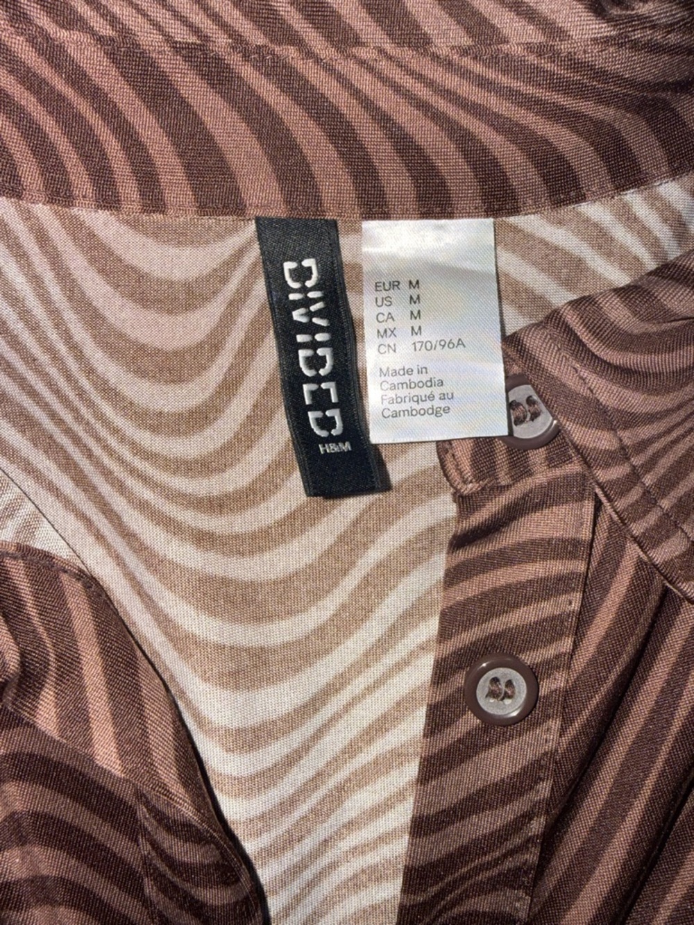 H&M Brown Wave-Print Long Sleeve Button Dress - Picture 4 of 4